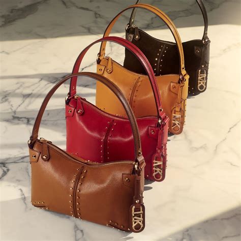 Michael Kors USA: Designer Handbags, Clothing, 